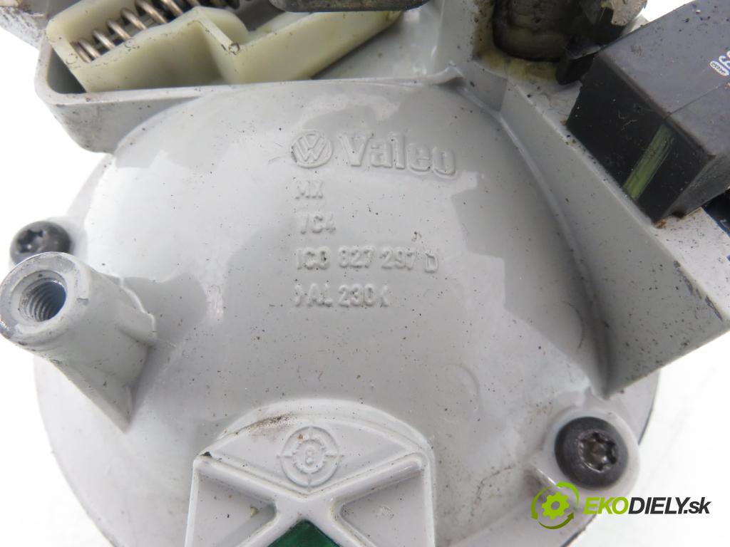 VW NEW BEETLE (9C1, 1C1) HB 1999 85,00 2 - AZG 1984,00 klika dveří kufr 1C0827297D