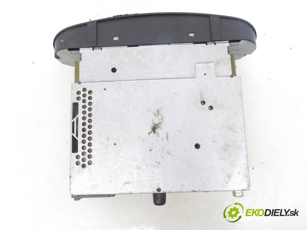 VW NEW BEETLE (9C1, 1C1) HB 1999 85,00 2 - AZG 1984,00 RADIO modul 1C0035186