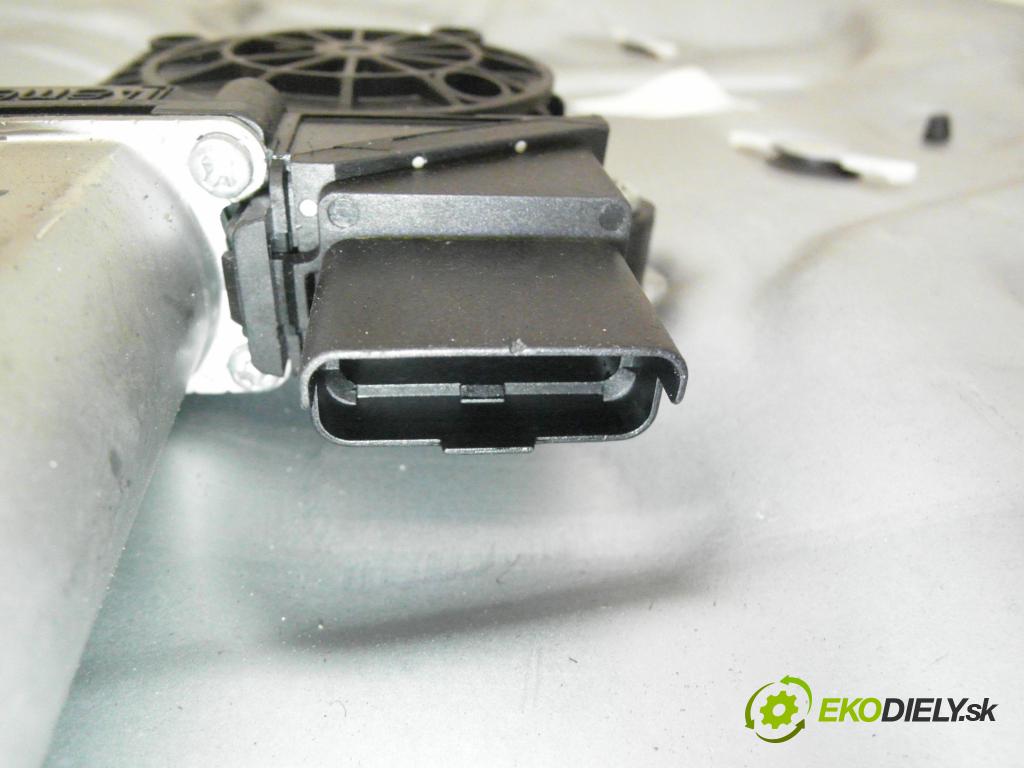 FIAT CROMA (194_) KOMBI 2006 110,00 1.9 D Multijet 150 - 939 A2.000 1910,00 mechanismus oken 00517461300 ; 00517461300 ; 5000468