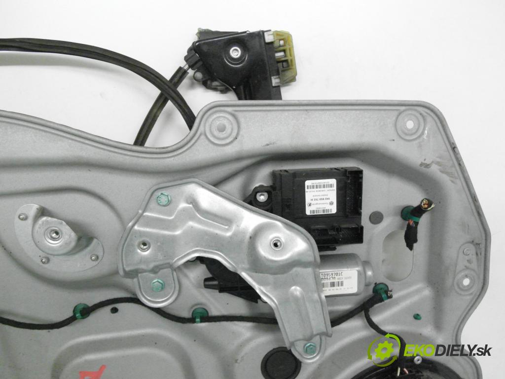 VW TOURAN (1T1, 1T2) MINIVAN 2006 103,00 2.0 TDI - BMM 1968,00 Mechanizmus okien 1T1837729AH ; 1T0959701C ; 1K0959793H