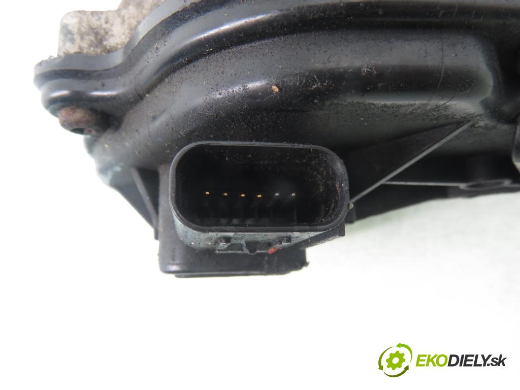 FORD S-MAX (WA6) MINIVAN 2006 107,00 2 - AOWA 1999,00 škrtíci klapka 4M5GEDLF15 (Škrticí klapka)