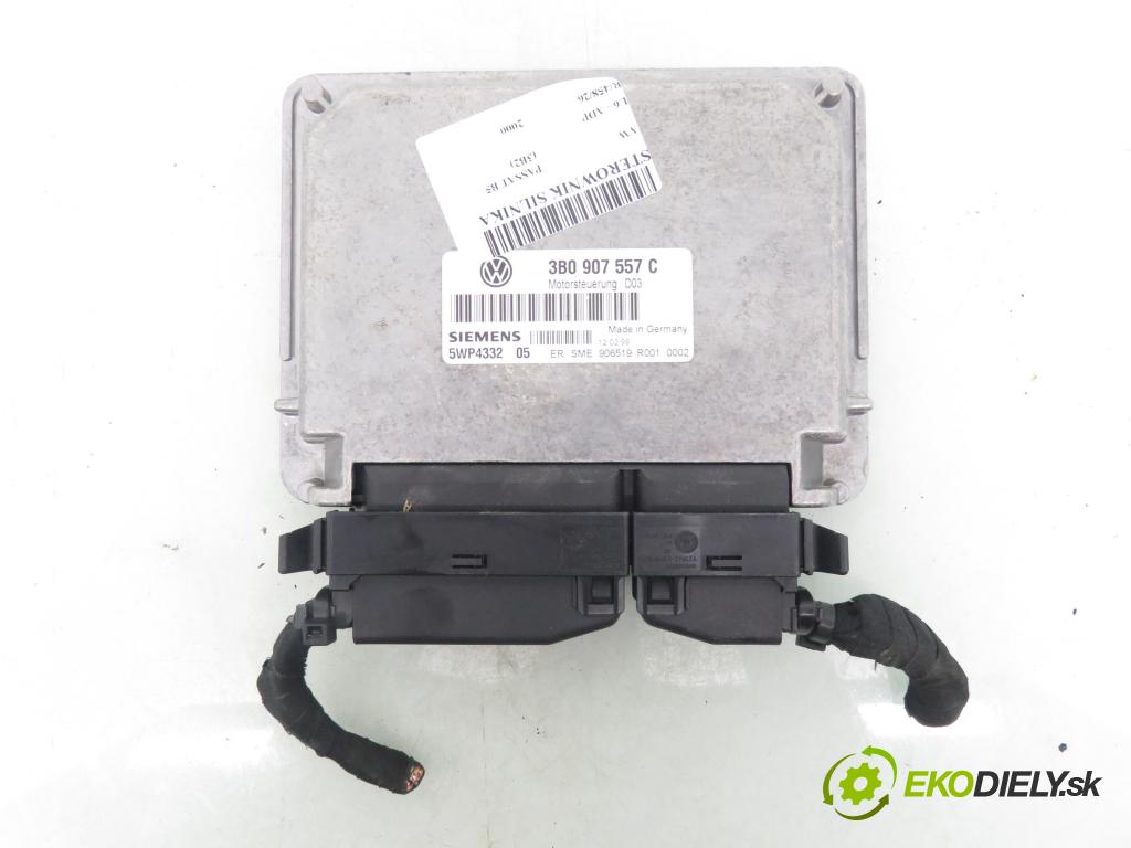 VW PASSAT B5 (3B2) SEDAN 2000 74,00 1.6 - ADP 1595,00 řídící jednotka motora 3B0907557C ; 5WP4332