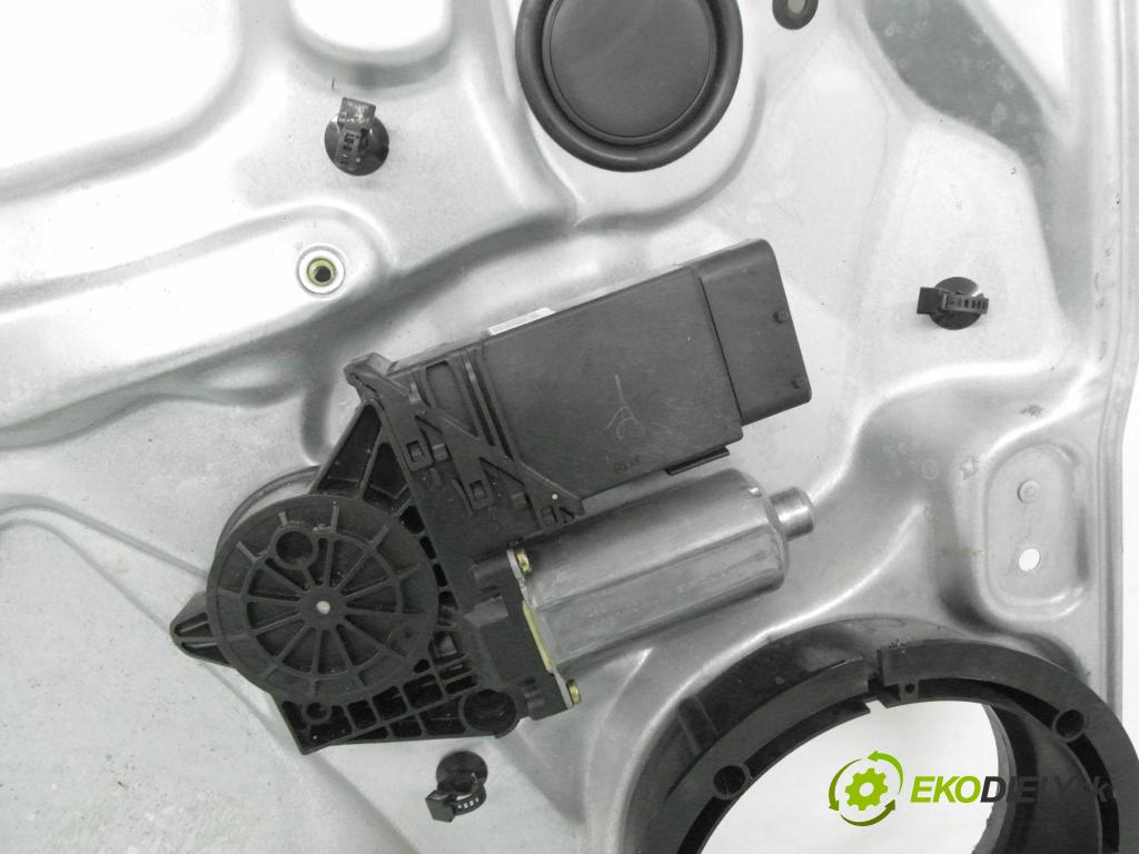 VW PASSAT B5 (3B2) SEDAN 2000 74,00 1.6 - ADP 1595,00 mechanismus oken 3B4837755D ; 101430202 ; 05076210