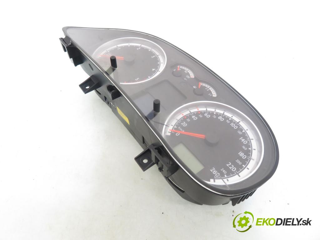 VW BORA Variant (1J6) KOMBI 2000 85,00 1.9 TDI - AJM 1896,00 prístrojovka elektrický 1J5920825C