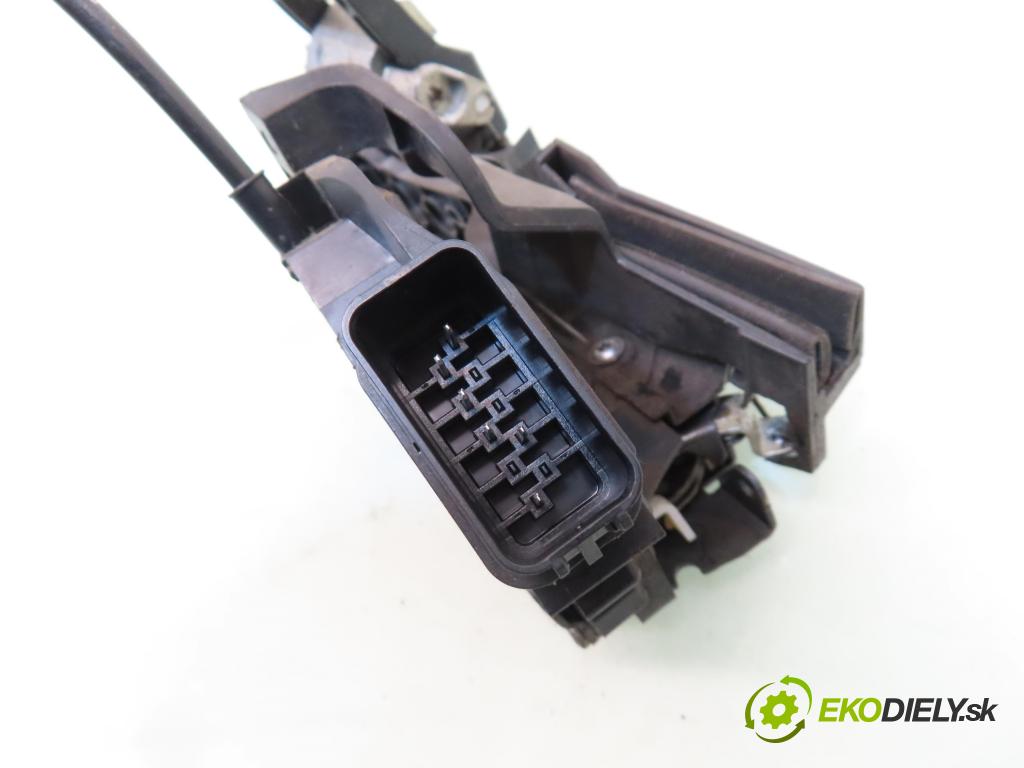 FORD S-MAX (WA6) MINIVAN 2006 107,00 2 - AOWA 1999,00 zámok 6M2AR26413BA