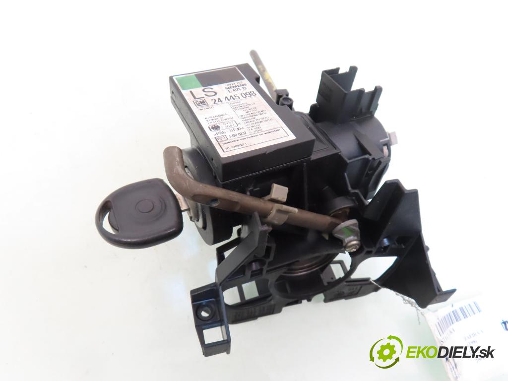 OPEL ZAFIRA A Nadwozie Wielkopojemne (MPV) (T98)  MINIVAN 2001 74,00 2.0 DTI 16V 101 - Y 20 DTH 1995,00 spínačka 90589313 ; 90589389 ; 24413106 (Spínací skříňka)