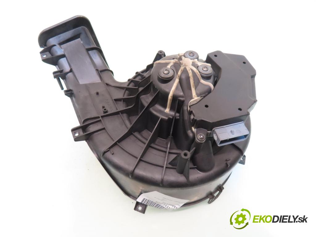 FIAT CROMA (194_) KOMBI 2006 110,00 1.9 D Multijet 150 - 939 A2.000 1910,00 Ventilátor vetráku 007013E ; 006956V