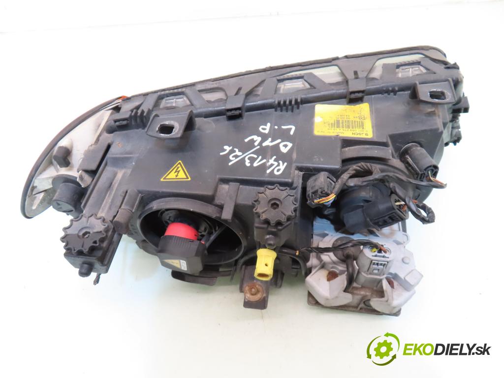 BMW 3 (E46) SEDAN 2000 77,00 316 i - M43 B19 (194E1) 1895,00 Svetlo LP 0301089275 ; 1307030115 ; 0311328001