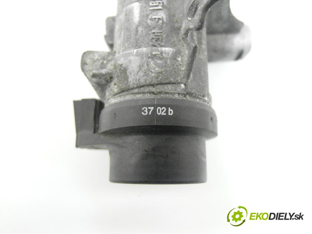 AUDI A6 Avant (4B5, C5) KOMBI 2002 125,00 2.4 - BDV 2393,00 spinačka / imobilizéra IMMO / Riadiaca jednotka 3B0907552BK ; 4B0962258N ; 4B0905851F