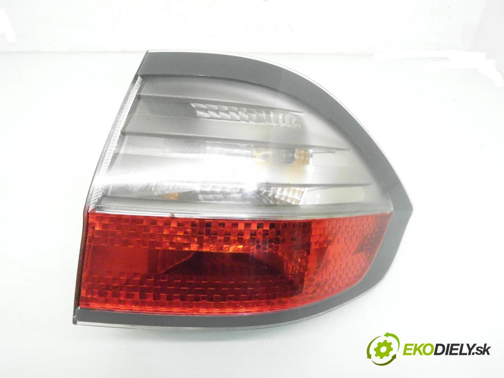 FORD S-MAX (WA6) MINIVAN 2006 107,00 2 - AOWA 1999,00 Svetlo pravé zadné
