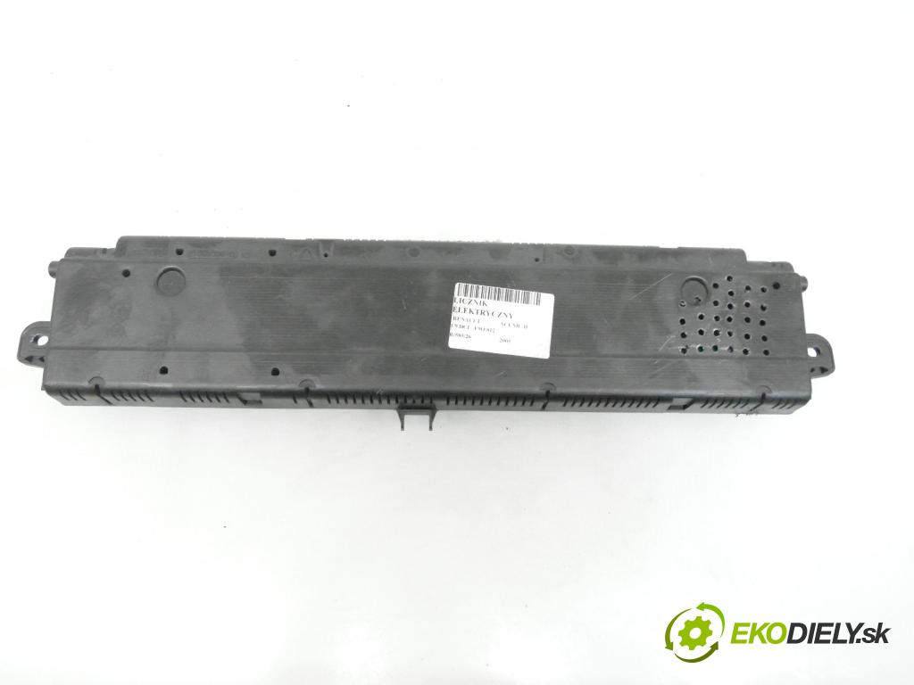 RENAULT SCENIC II (JM0/1_) MINIVAN 2005 88,00 1.9 DCI - F9Q 812 1870,00 Prístrojovka elektrický P8200365607D ; 216693999 ; 216771074