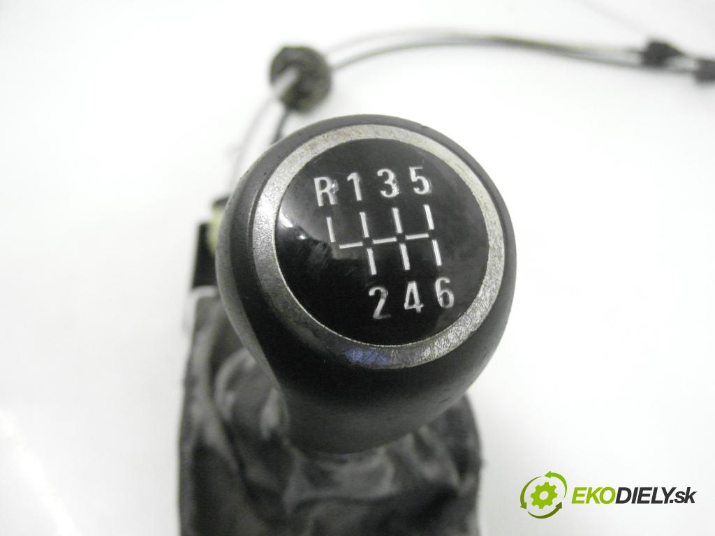 OPEL ASTRA H GTC (L08) HB 2006 88,00 1.9 CDTI - Z 19 DT 1910,00 ZVEDÁK: 055351706