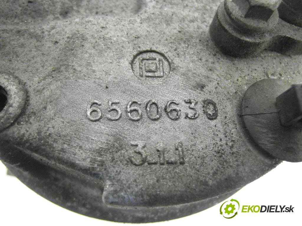 RENAULT LAGUNA II (BG0/1_) HB 2001 88,00 1.9 dCi (BG08, BG0G) - F9Q 750 1870,00 KOMPRESOR: klimatizácie 1135320 ; 8200021822 ; SAEJ639 (Kompresor klimatizácie)