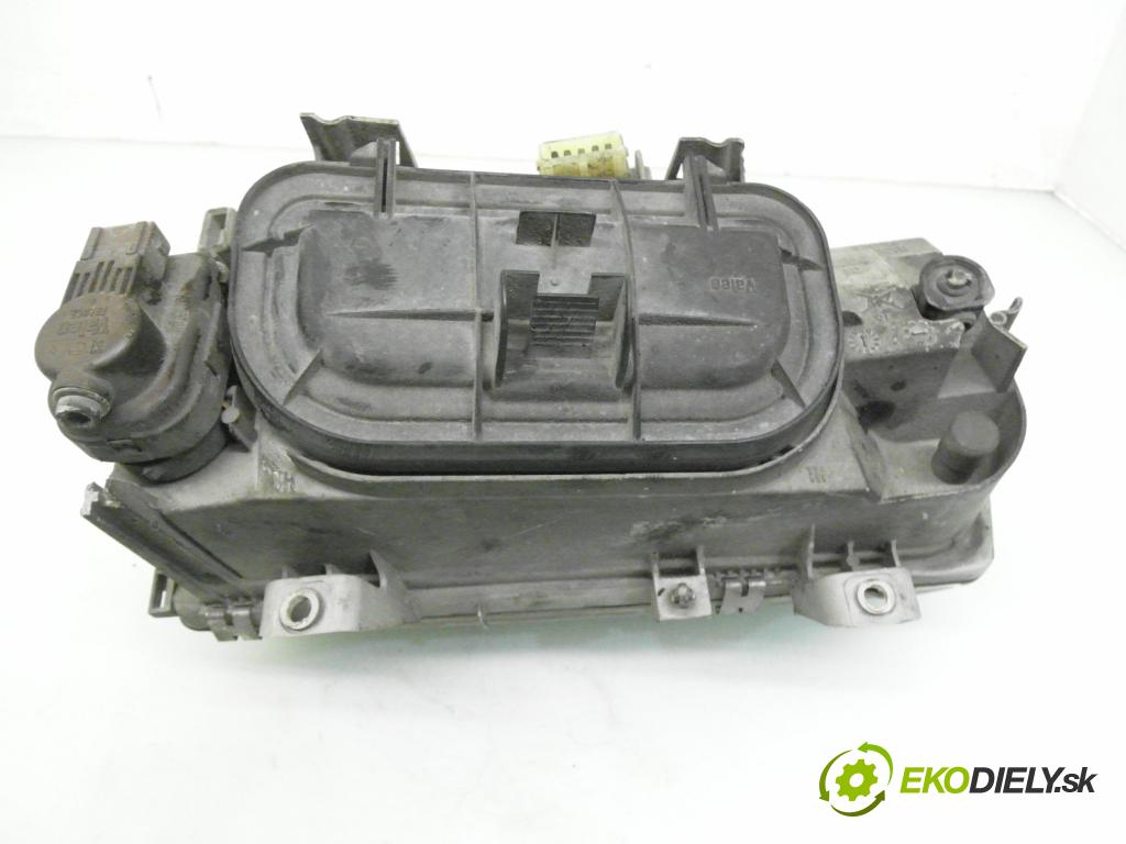FIAT ULYSSE (220_) MINIVAN 1994 108,00 2.0 Turbo (220.AD5) - RGX (XU10J2CTE) 1998,00 světlo PP 60979760D