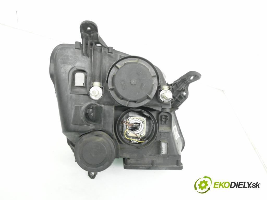 OPEL MERIVA A nadwozie wielkoprzestrzenne (MPV) (X03) MINIVAN 2005 66,00 1.4 16V Twinport - Z 14 XEP 1364,00 světlo LP 93321052