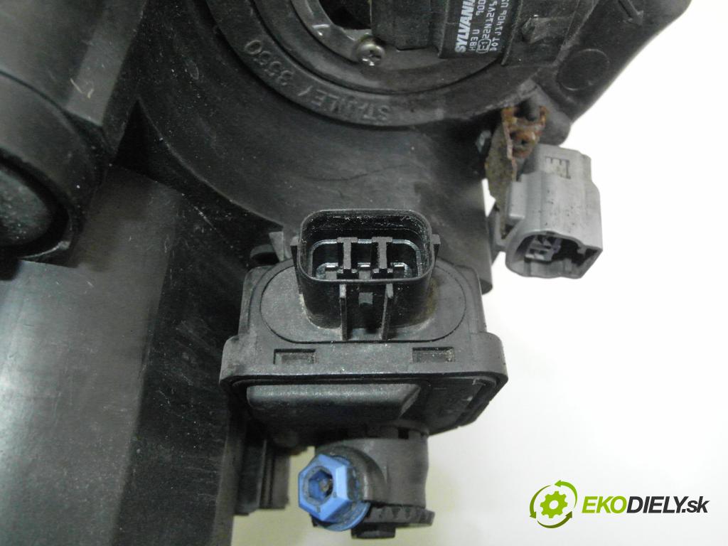 MAZDA 5 (CR19) MINIVAN 2006 105,00 2.0 CD - RF7J 1998,00 světlo LP W3T15671