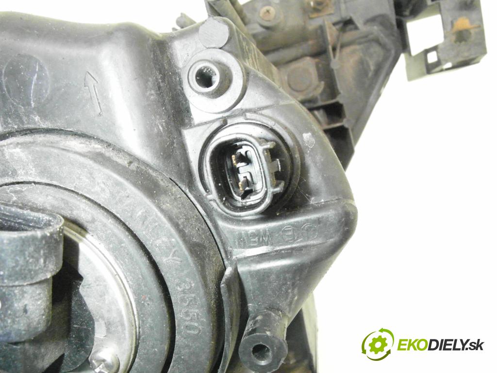 MAZDA 5 (CR19) MINIVAN 2006 105,00 2.0 MZR-CD 143 - RF7J 1998,00 světlo PP P5117R