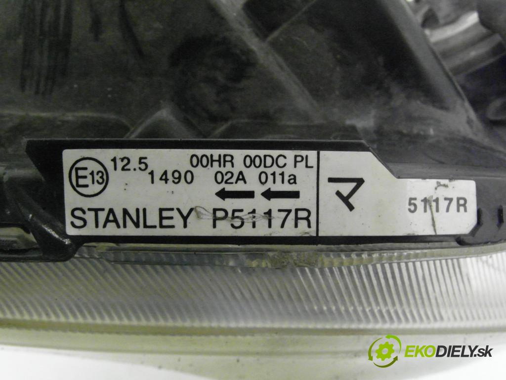 MAZDA 5 (CR19) MINIVAN 2006 105,00 2.0 MZR-CD 143 - RF7J 1998,00 světlo PP P5117R