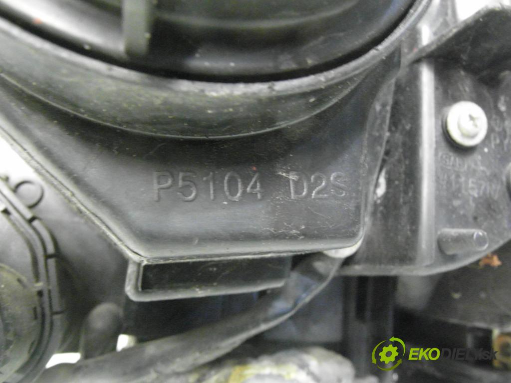 MAZDA 5 (CR19) MINIVAN 2006 105,00 2.0 MZR-CD 143 - RF7J 1998,00 světlo PP P5117R