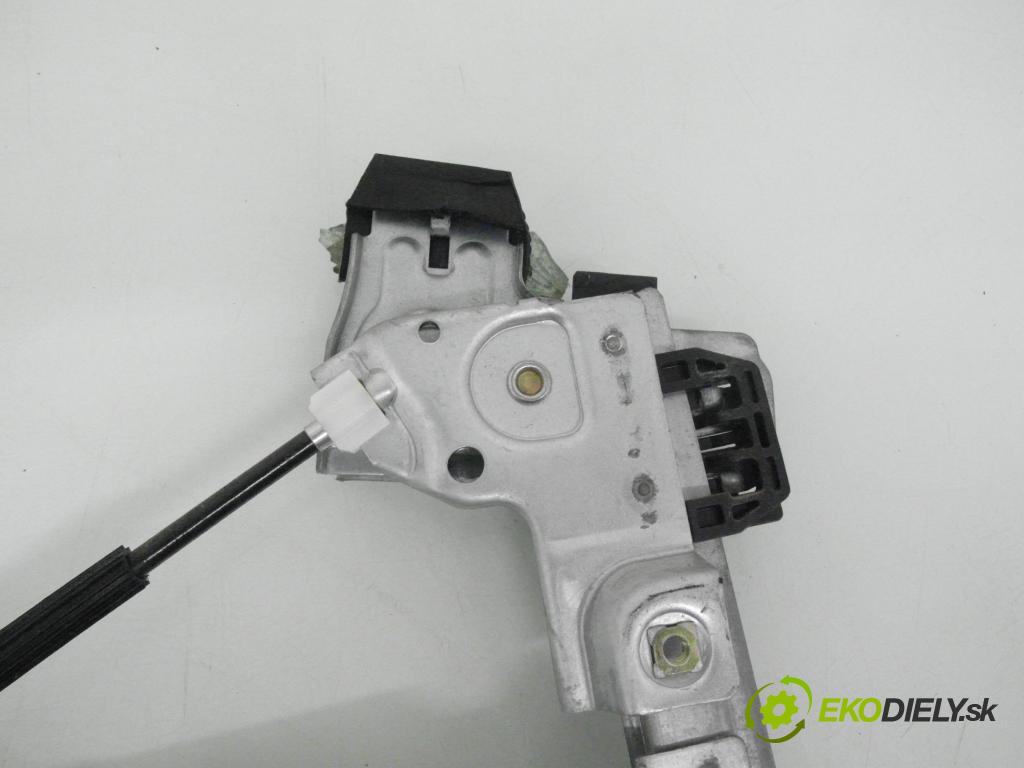SKODA OCTAVIA I Combi (1U5) KOMBI 2002 66,00 1.9 TDI - ALH 1896,00 mechanismus oken 0130821731 ; 05074220