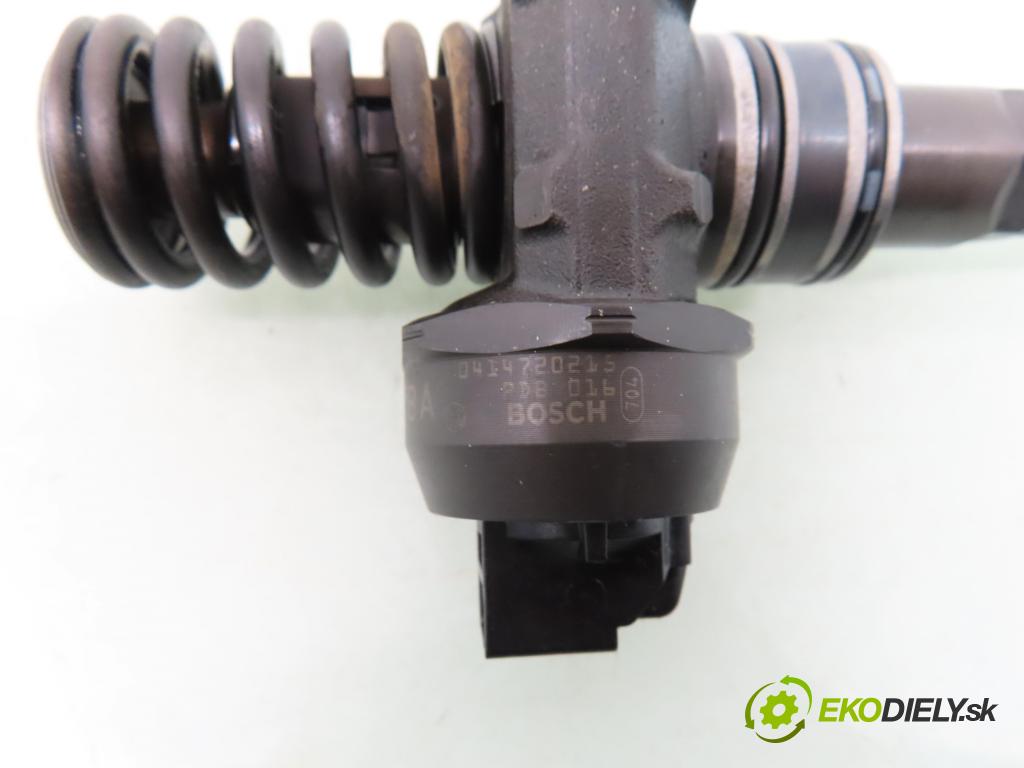 SEAT ALTEA (5P1) MINIVAN 2007 77,00 1.9 TDI - BXE 1896,00 vstříkovač 038130073AG ; 0414720215 (Vstřikovač paliva)