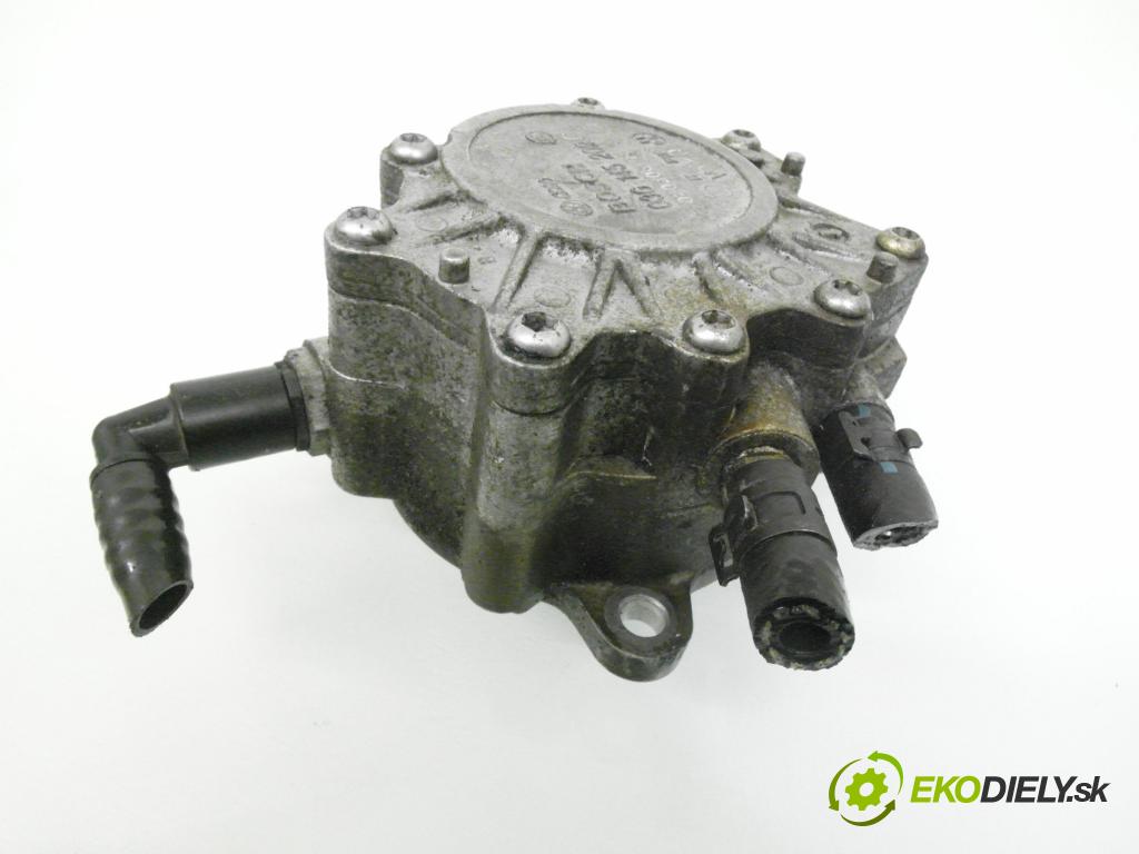 SKODA OCTAVIA II (1Z3) SEDAN 2006 103,00 2.0 TDI 16V - BKD 1968,00 pumpa vakuová 03G145209C