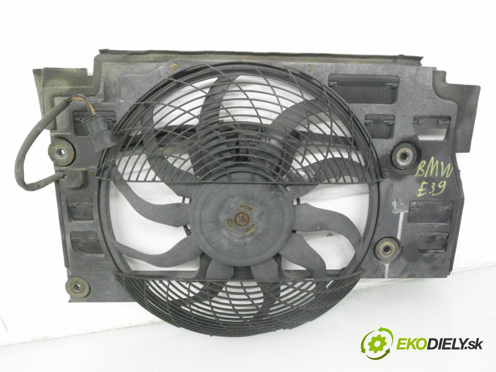 BMW 5 (E39) SEDAN 2000 135,00 530 d - M57 D30 (306D1) 2926,00 Ventilátor chladič klíma/voda 8377419 ; 1626500204