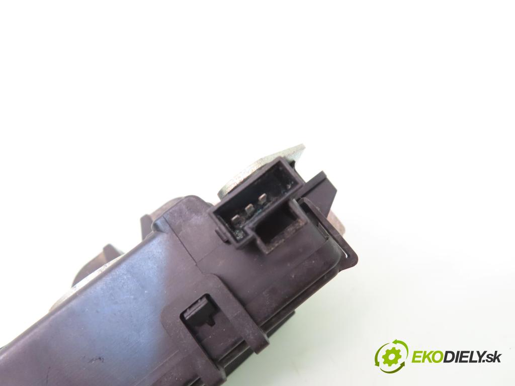 OPEL ZAFIRA B (A05) MINIVAN 2006 110,00 1.9 CDTI 150 - Z 19 DTH 1910,00 zámok dverí kufor EL. 13117285 ; 495058724