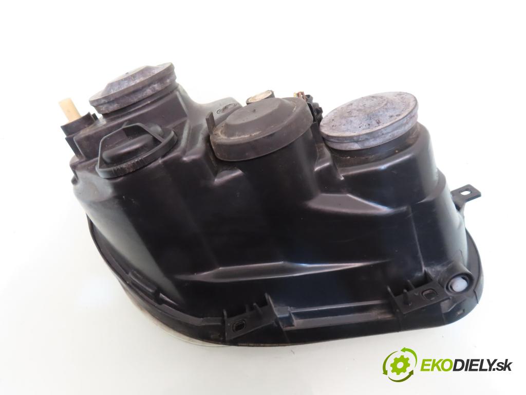 VW POLO (9N_) HB 2003 63,00 1.4 FSI - AXU 1390,00 Svetlo LP 20A386