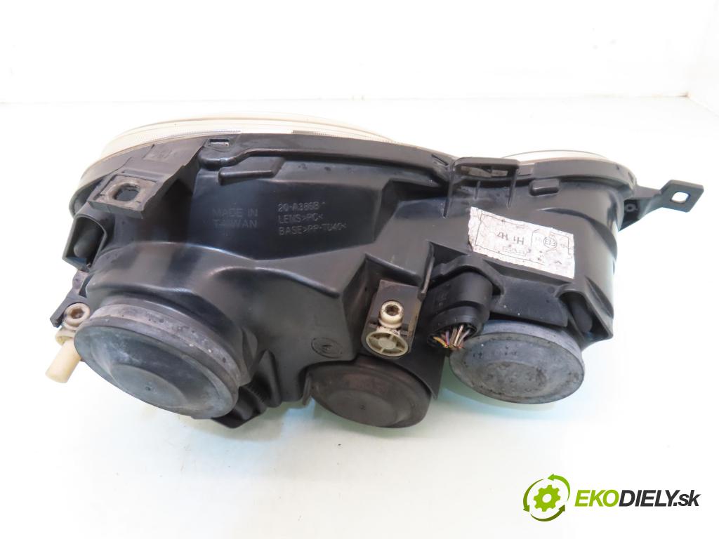 VW POLO (9N_) HB 2003 63,00 1.4 FSI - AXU 1390,00 Svetlo LP 20A386