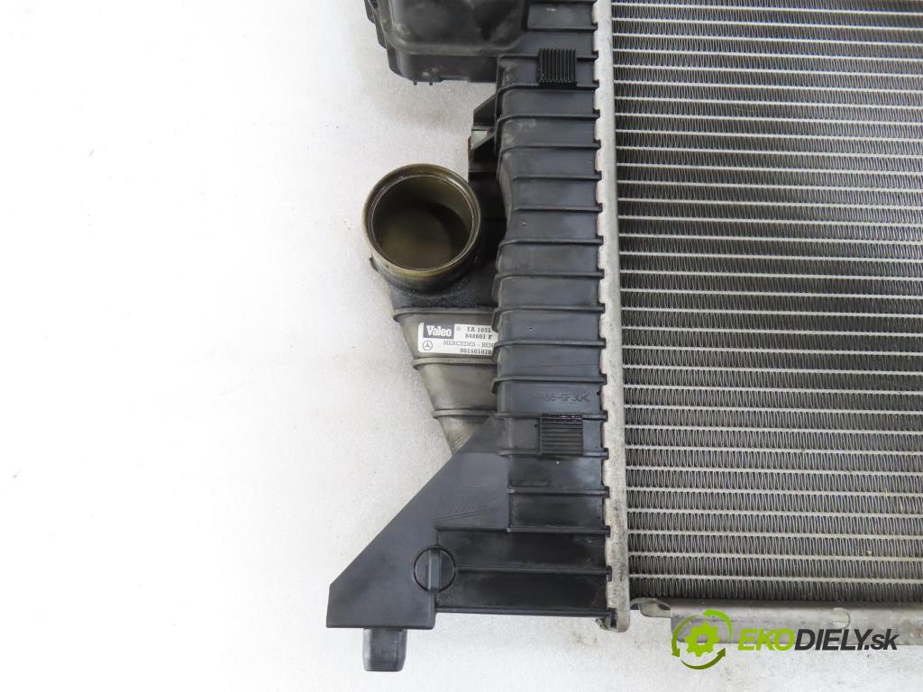 MERCEDES-BENZ SPRINTER 2-t Platforma / podwozie (901, 902) KABINA/PLATFORMA 2004 60,00 208 CDI - OM 611.987 2148,00 chladič vody 9015010701 ; 62664A