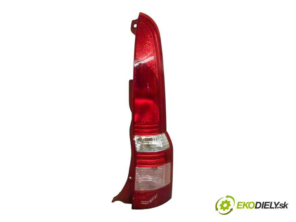 FIAT PANDA (169_) HB 2009 44,00 1.2 - 188 A4.000 1242,00 Svetlo pravé zadné 086611917R