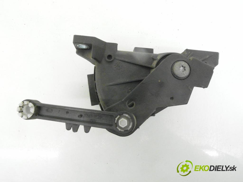 RENAULT CLIO II (BB_, CB_) HB 2003 48,00 1.5 dCi (B/CB07) - K9K 704 1461,00 Potenciometer plynu 8200089851 ; 6PV00811924 (Potenciometer plynového pedálu)