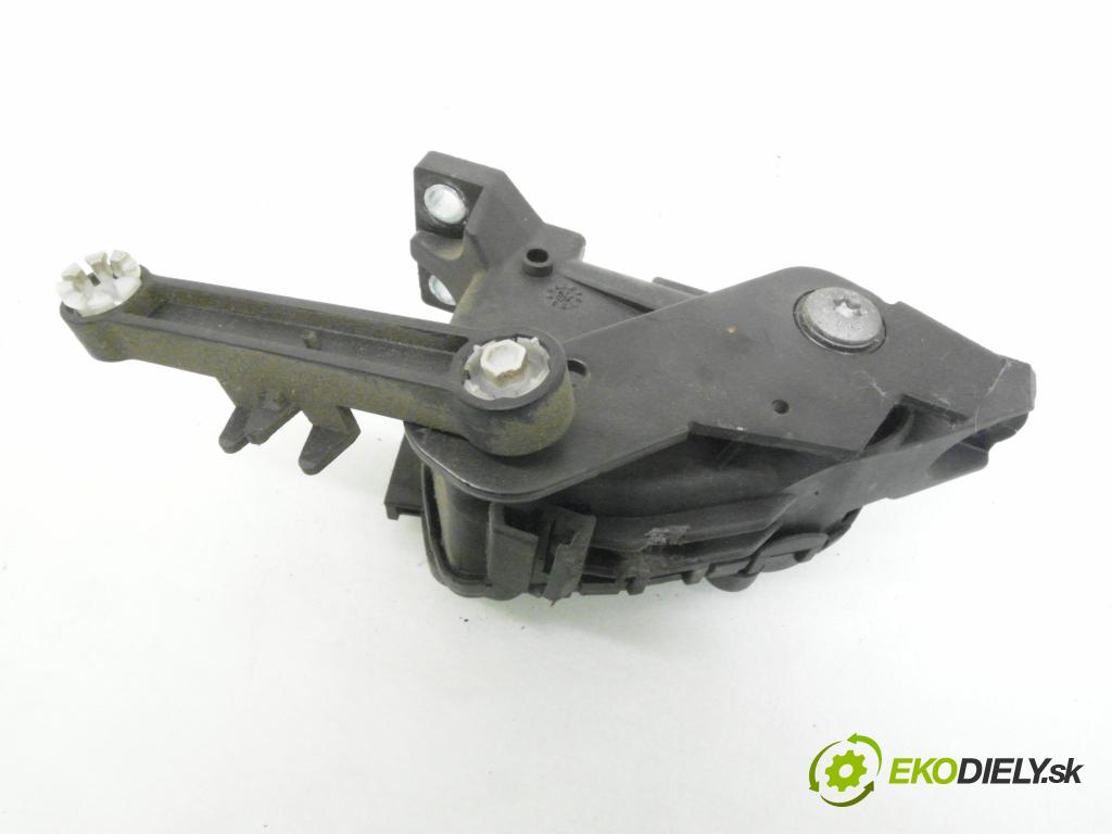 RENAULT CLIO II (BB_, CB_) HB 2003 48,00 1.5 dCi (B/CB07) - K9K 704 1461,00 Potenciometer plynu 8200089851 ; 6PV00811924 (Potenciometer plynového pedálu)
