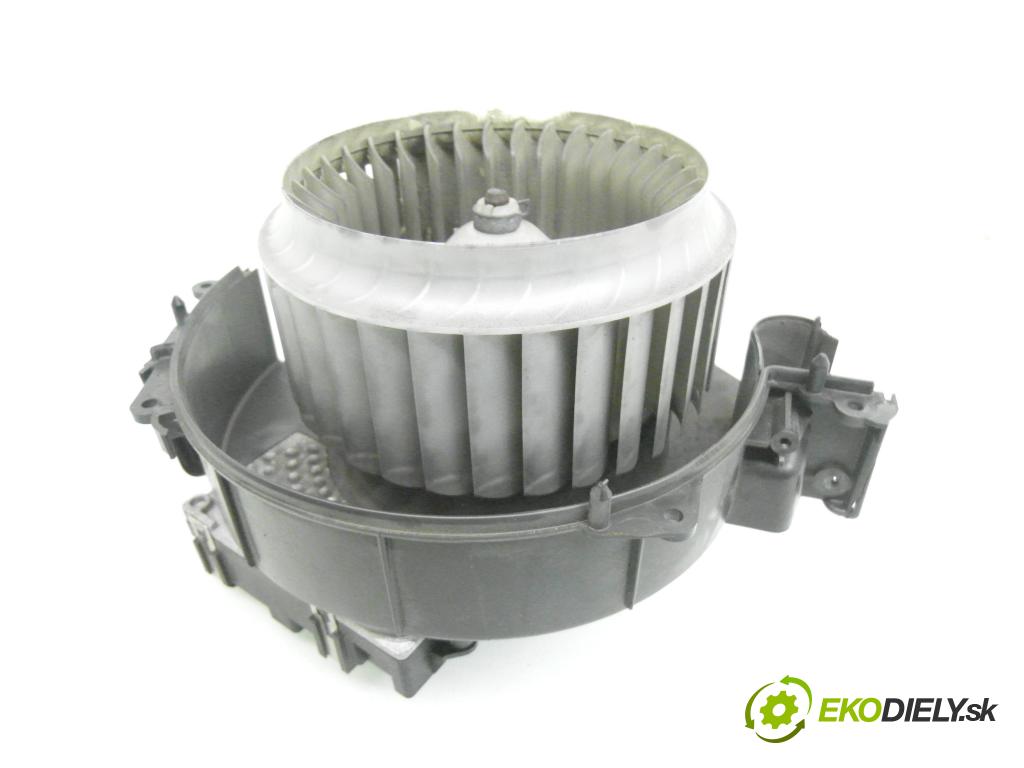 AUDI A6 (4F2, C6) SEDAN 2005 125,00 2.0 TFSI - BPJ 1984,00 ventilátor větráku 4F0820521A ; 4F0910521 ; 2468105840