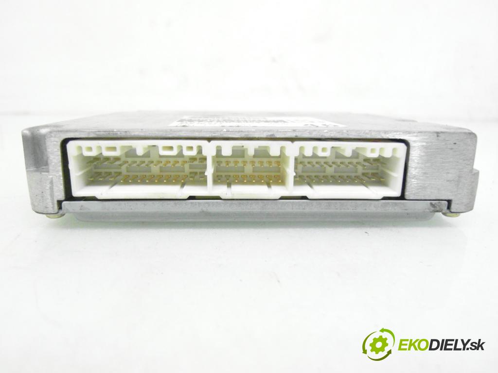 TOYOTA AVENSIS (_T22_) SEDAN 1999 95,00 1.8 VVT-i (ZZT221_) - 1ZZ-FE 1794,00 řídící jednotka motora 8966105460 ; MB1752005531
