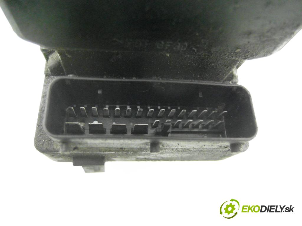 MERCEDES-BENZ SPRINTER 3-t Platforma / Podwozie (903) KABINA/PLATFORMA 1998 90,00 312 D 2.9 - OM 602.980 2874,00 Pumpa ABS A0004460789 ; 0265220488 ; 0273004311 (Pumpa ABS)