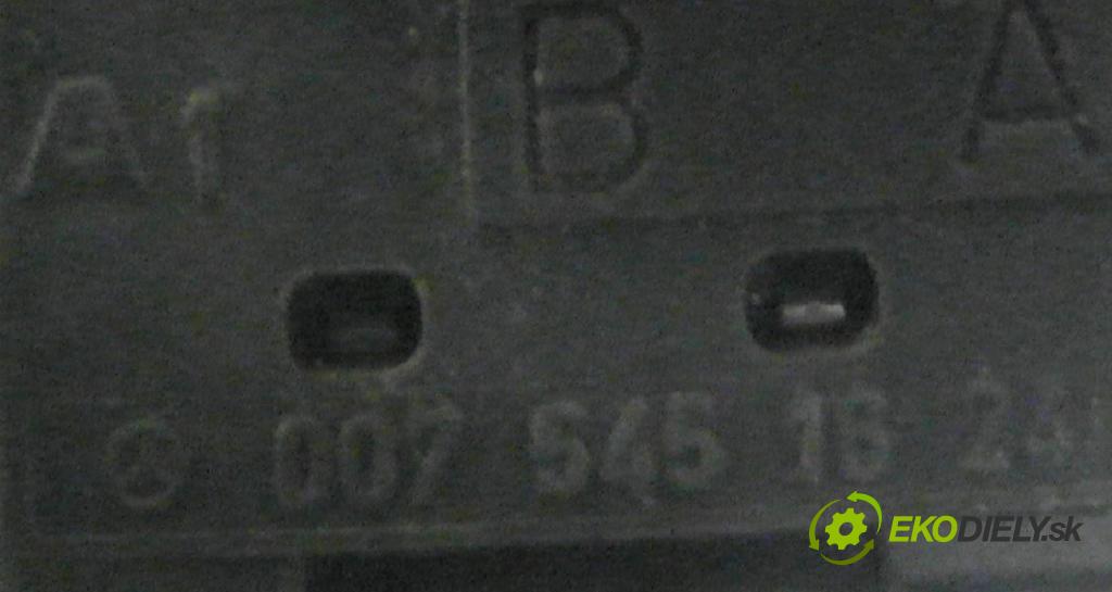 MERCEDES-BENZ SPRINTER 3-t Platforma / Podwozie (903) KABINA/PLATFORMA 1998 90,00 312 D 2.9 - OM 602.980 2874,00 přepínač mlhových 6115450028 ; 0075451824