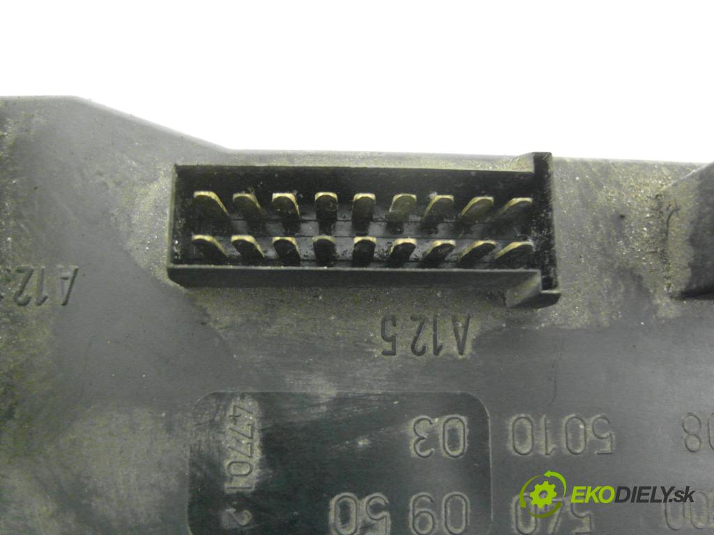 MERCEDES-BENZ SPRINTER 3-t Platforma / Podwozie (903) KABINA/PLATFORMA 1998 90,00 312 D 2.9 - OM 602.980 2874,00 Skrinka POJISTKY: 0005400950 ; 08501003