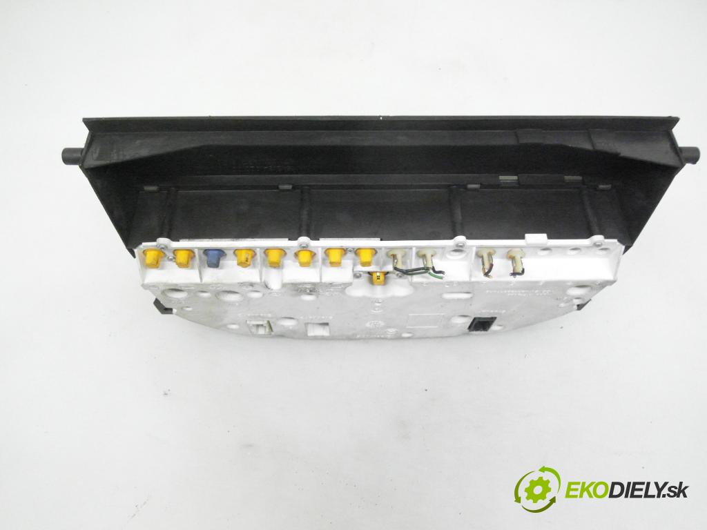 MERCEDES-BENZ SPRINTER 3-t Platforma / Podwozie (903) KABINA/PLATFORMA 1998 90,00 312 D 2.9 - OM 602.980 2874,00 prístrojovka elektrický 15128402000 ; 870014575162