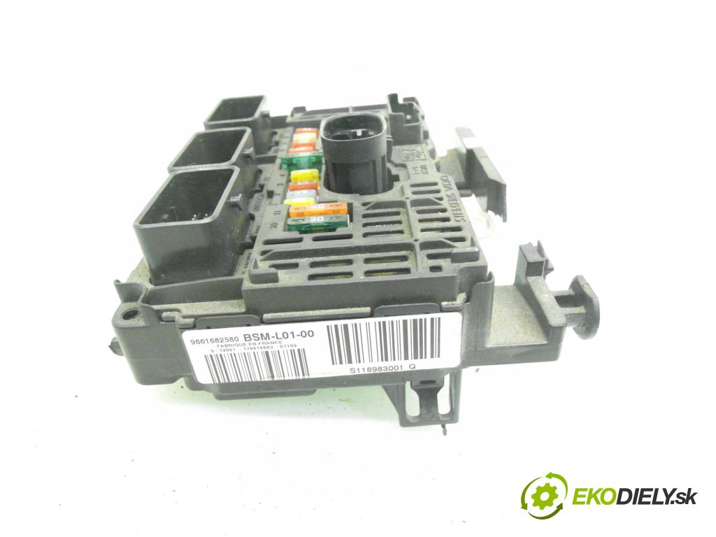 PEUGEOT 407 SW (6E_) KOMBI 2007 80,00 1.6 HDi 110 - 9HZ (DV6TED4) 1560,00 MODUL BSI 9661682580 ; BSML0100 ; S118983001Q