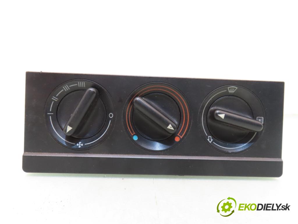 AUDI 80 (8C, B4) SEDAN 1993 66,00 1.9 TDI - 1Z 1896,00 Panel topení 8A1819073