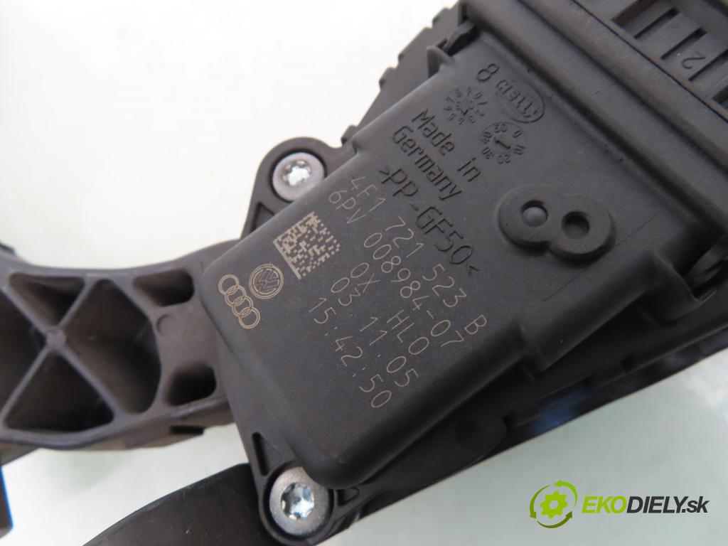 AUDI A6 (4F2, C6) SEDAN 2005 125,00 2.0 TFSI - BPJ 1984,00 potenciometr plynového pedálu 4F1721523B ; 6PV00898407 (Potenciometr plynového pedálu)