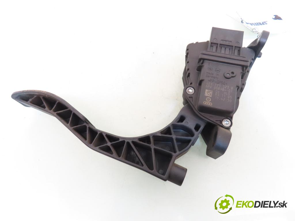 AUDI A6 (4F2, C6) SEDAN 2005 125,00 2.0 TFSI - BPJ 1984,00 potenciometr plynového pedálu 4F1721523B ; 6PV00898407 (Potenciometr plynového pedálu)