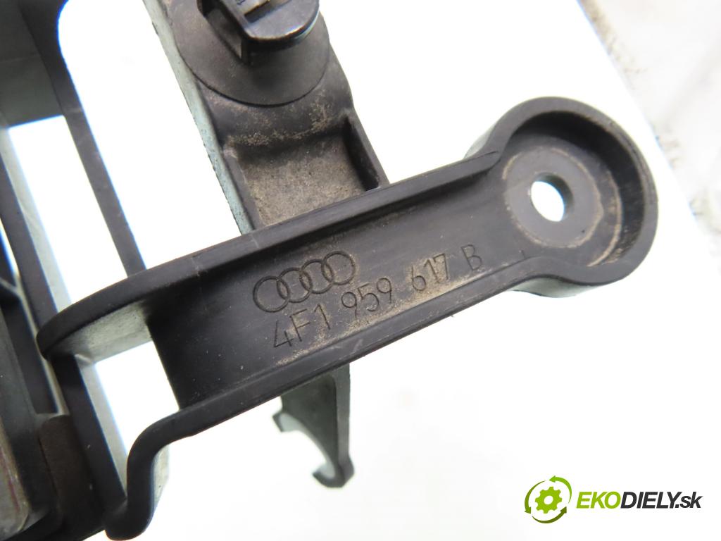 AUDI A6 (4F2, C6) SEDAN 2005 125,00 2.0 TFSI - BPJ 1984,00 ELEKTROVENTIL: vody 4F1959617B
