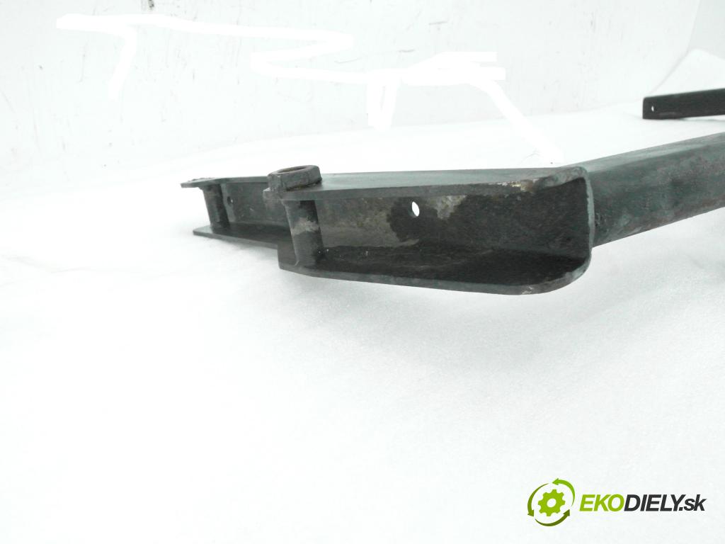MAZDA 6 sedan (GG) SEDAN 2002 88,00 1.8 1798,00 Hák
