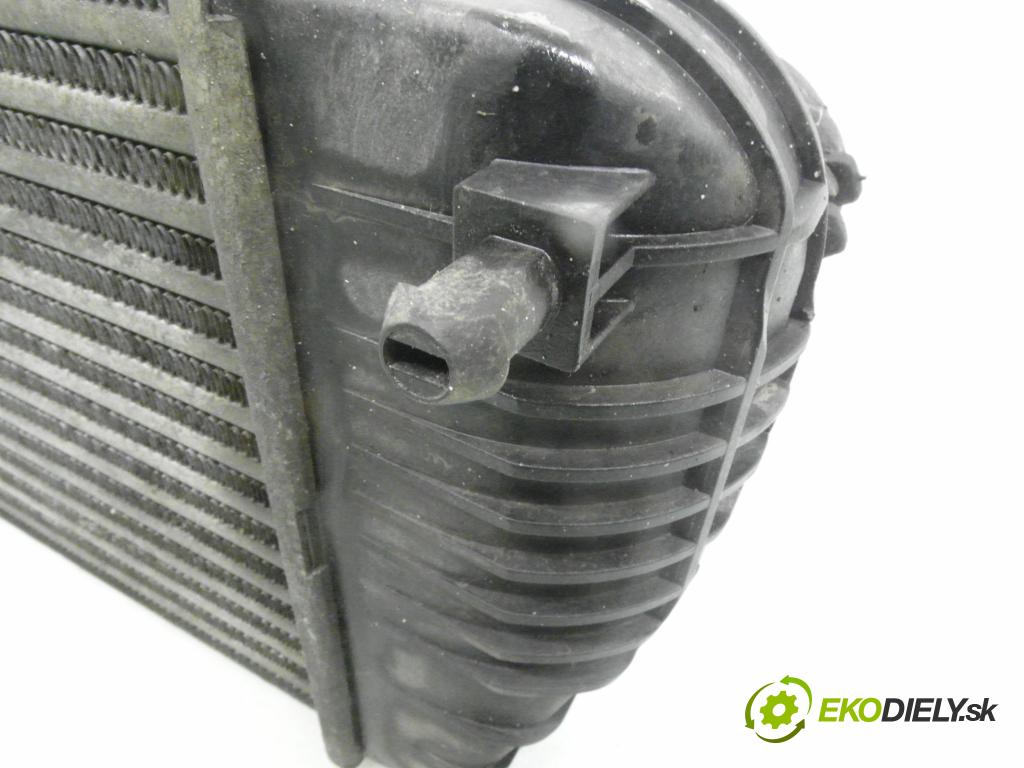 AUDI A6 (4F2, C6) SEDAN 2005 125,00 2.0 TFSI - BPJ 1984,00 chladič intercooler 4F0145805J ; 3246592 ; 038906051D