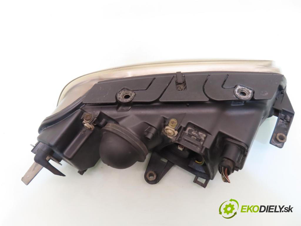 VW PASSAT B5.5 Variant (3B6) KOMBI 2001 96,00 1.9 TDI PD 130 - AVF 1896,00 Svetlo LP 3B0941015AK ; 1EL00835001