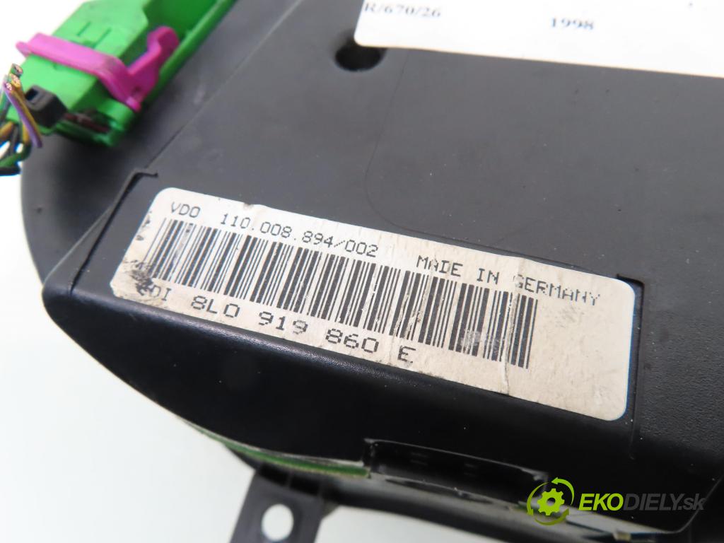 AUDI A3 (8L1) HB 1998 92,00 1.8 - AGN 1781,00 Prístrojovka elektrický 8L0919860E