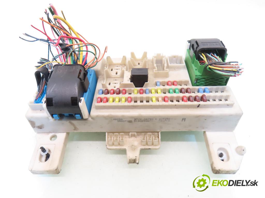 MAZDA 3 (BK) HB 2004 77,00 1.6 - B6ZE 1598,00 MODUL BSI BP4K66730C